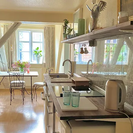 Apartment Zauberhafte Im Herzen Von Wolfenbuettel